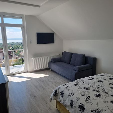 Lakeview Apartments Balatonfuered 외부 사진
