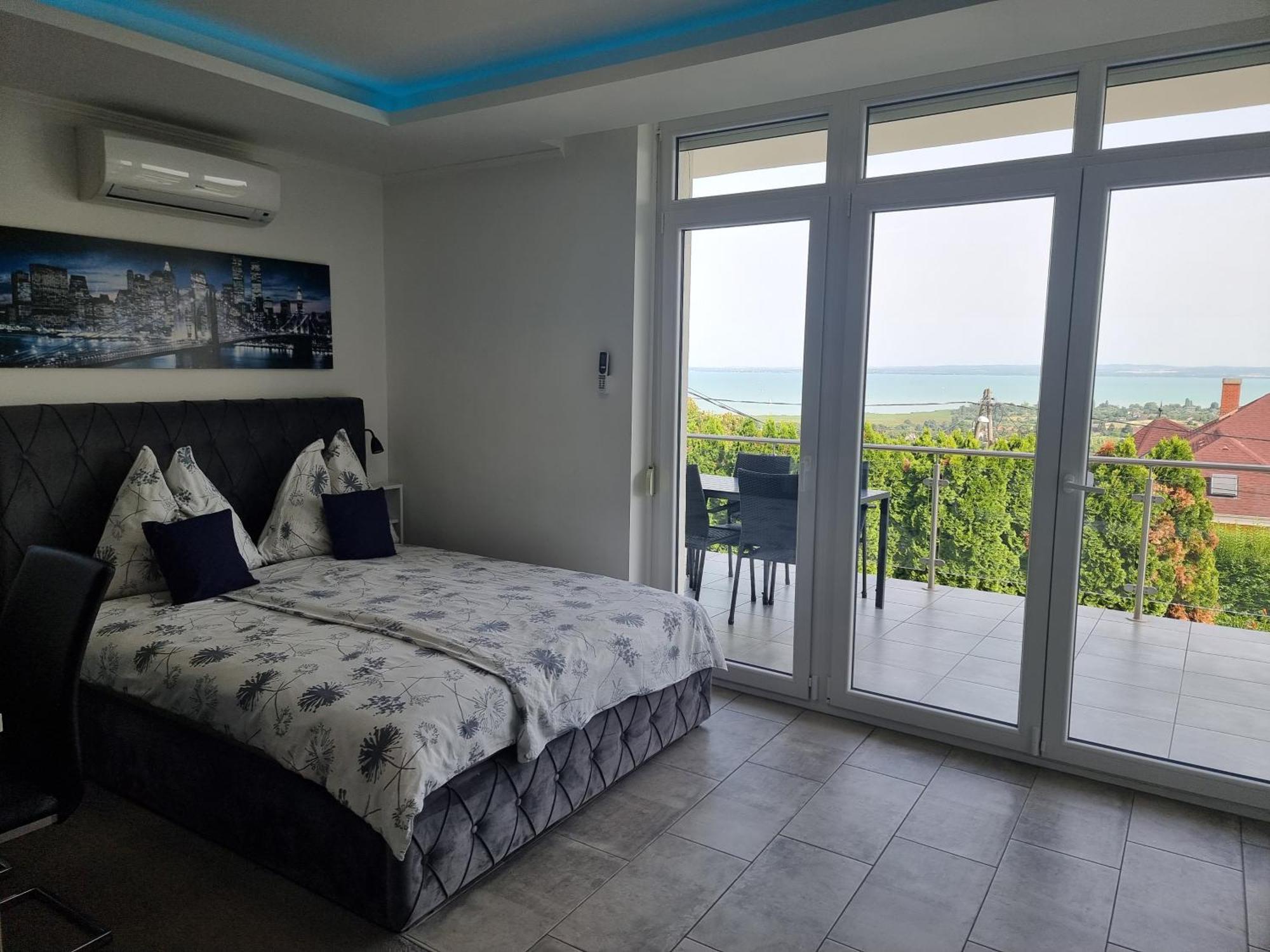 Lakeview Apartments Balatonfuered 외부 사진