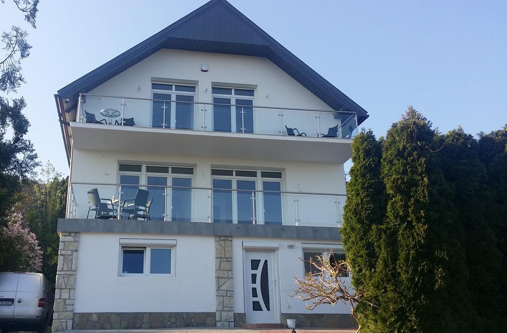 Lakeview Apartments Balatonfuered 외부 사진